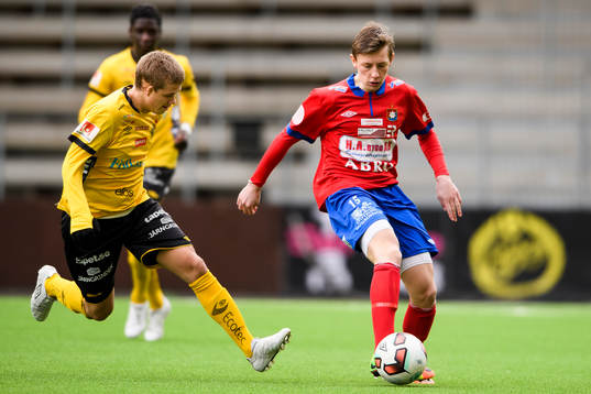 Örgrytes Daniel Simonsen och Elfsborgs Kevin Holmén