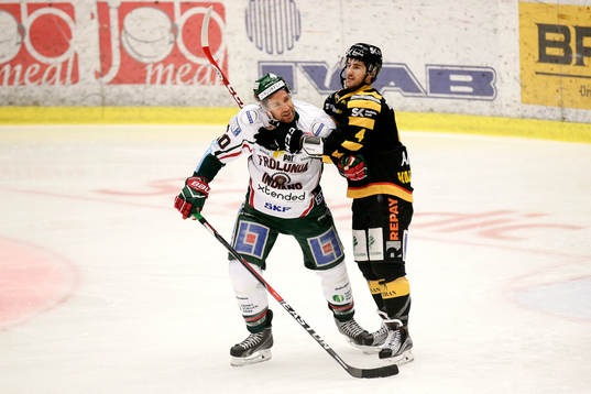 Frölundas Joel Lundqvist och Skellefteås Bud Holloway