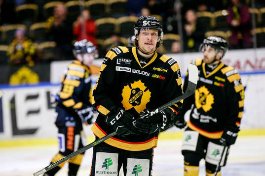 Skellefteås Jesper Olofsson jublar