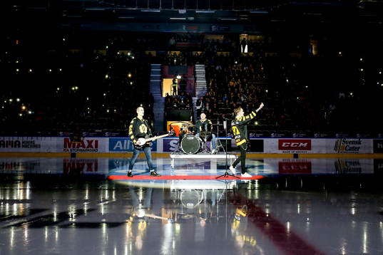 Skellefteås intro med Dan och Dom