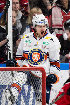 Växjös Emil Pettersson jublar