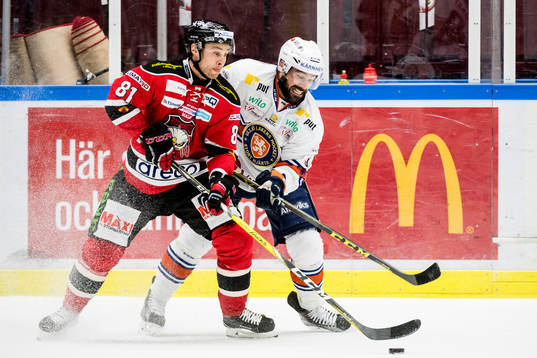 Malmö Redhawks Ilari Filppula och Växjös Josh Hennessy