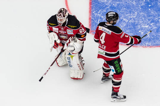 Malmö Redhawks målvakt Oscar Alsenfelt och Noah Welch