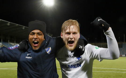 Norrköpings Niclas Eliasson och Kalle Holmberg jublar
