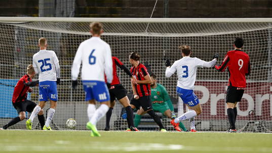 Mål 1-0 av Norrköpings Jón Gudni Fjóluson