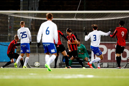 Norrköpings Jon Gudni Fjoluson gör 1-0