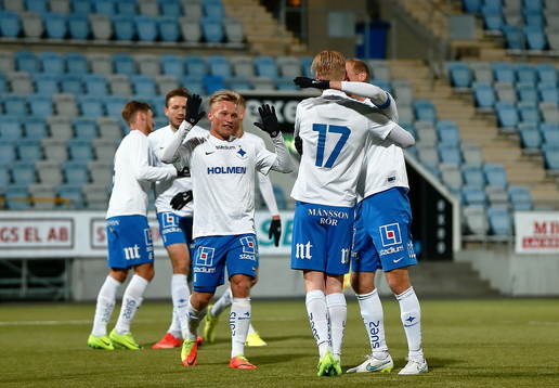 Norrköpings spelare jublar