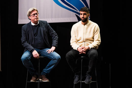 AFC Eskilstunas tränare Per Olsson och Omar Eddahri