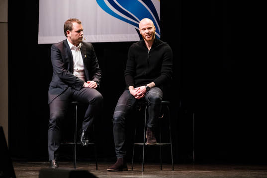 Häckens tränare Mikael Stahre och Alexander Farnerud