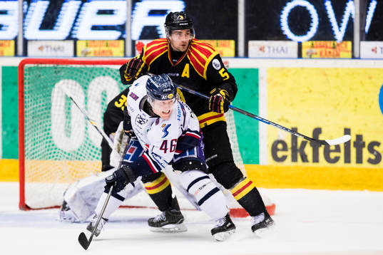 Brynäs Lukas Kilström håller borta Linköpings Mathis