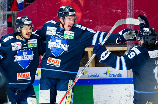 Karlskogas Victor Ejdsell jublar