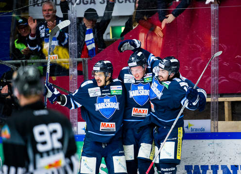 Karlskogas Victor Ejdsell jublar