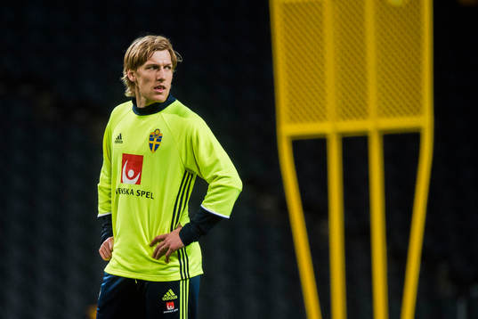 Emil Forsberg en träning med Sveriges fotbollslandslag