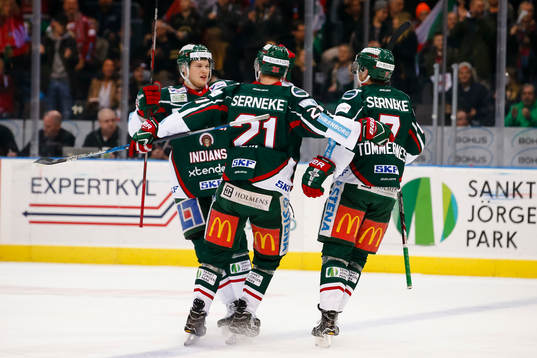 Frölundas Jacob Larsson jublar