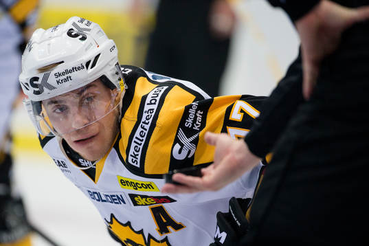 Skellefteås Pär Lindholm vid tekning