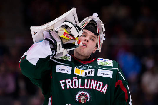 Frölundas målvakt Johan Gustafsson