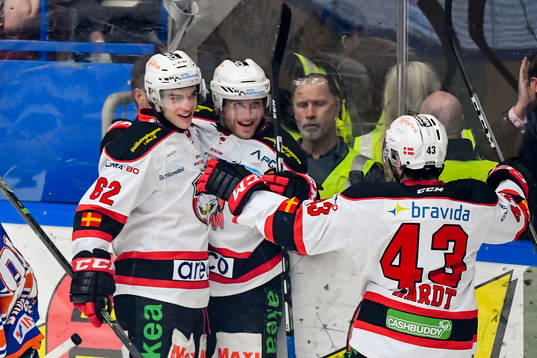 Malmö Redhawks Frederik Storm jublar