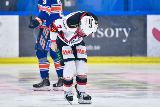 Malmö Redhawks Nils Andersson har ont