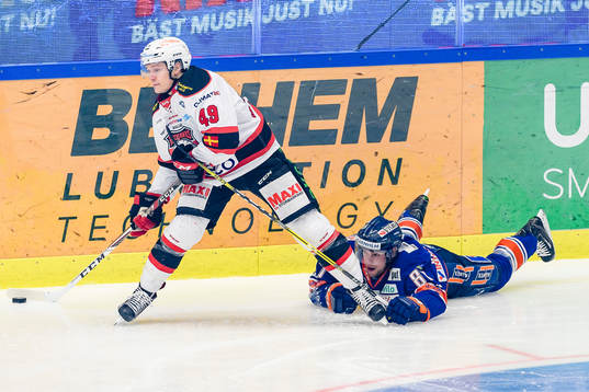 Växjös Robert Rosén faller