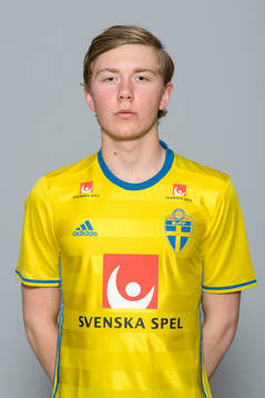Adam Egnell i P18-landslaget