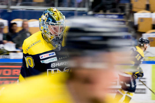 s målvakt Linus Söderström