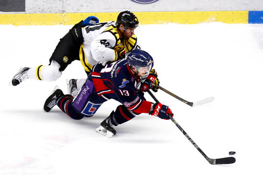 Brynäs Jesper Jensen och Linköpings Andrew Gordon
