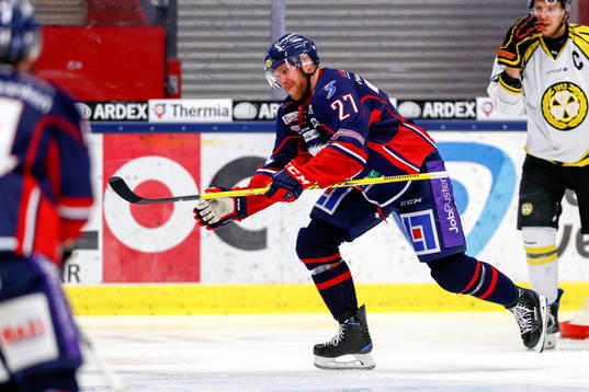 Linköpings Marcel Müller jublar