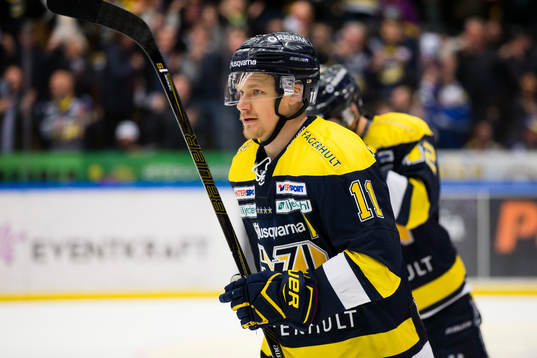 s Simon Önerud