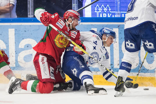 Leksands Daniel Bertov och Moras Marcus Sirén  i