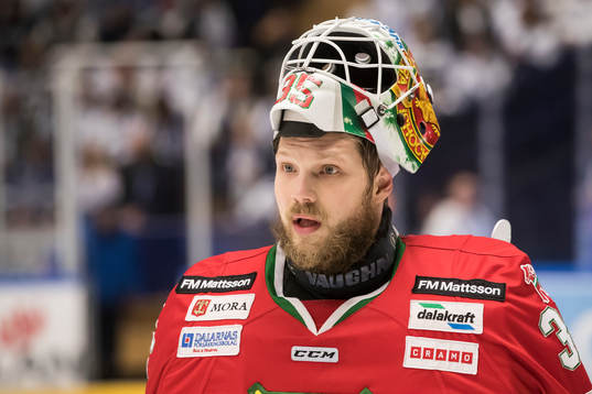 Moras målvakt Christian Engstrand  i ishockeymatchen i