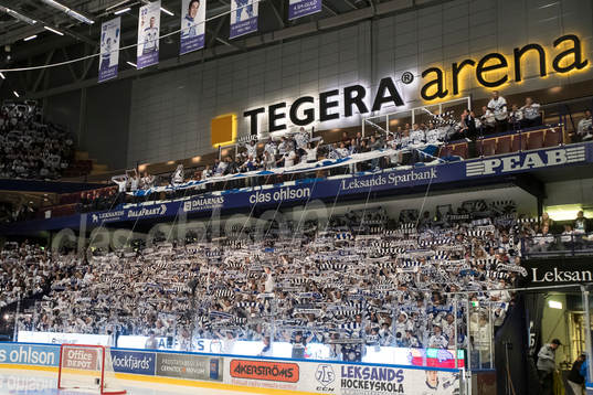 Leksands fansen innan ishockeymatchen i direktkvalet till