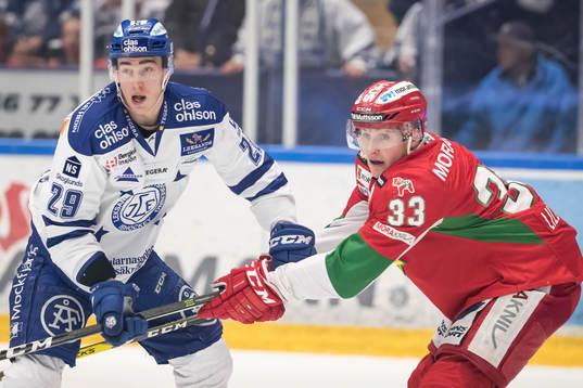 Leksands Tobias Forsberg och Moras Joakim Lilliehöök  i
