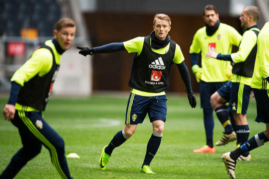 Sam Larsson och Emil Krafth