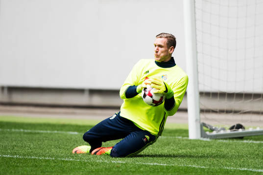 Robin Olsen