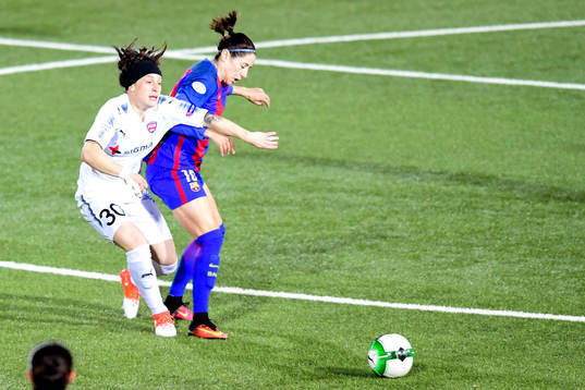 Rosengårds Ella Masar och Barcelonas Marta Torrejón