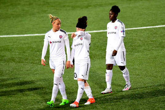 Rosengårds Sanne Troelsgaard, Ella Masar och Anita Asante