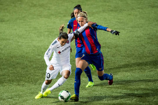Rosengårds Marta Viera Da Silva och Barcelonas Line