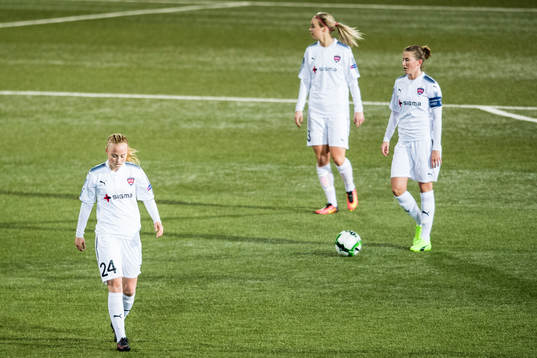 Rosengårds Ebba Wieder, Amanda Ilestedt och Emma Berglund