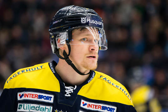 s Simon Önerud