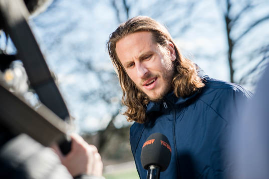 Djurgården presenterar Jonas Olsson som nyförvärv