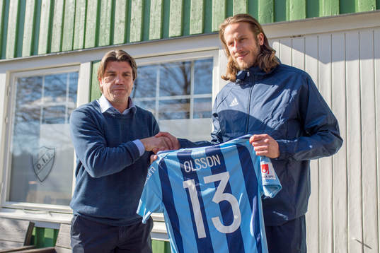 Djurgårdens sportchef Bosse Andersson  presenterar Jonas