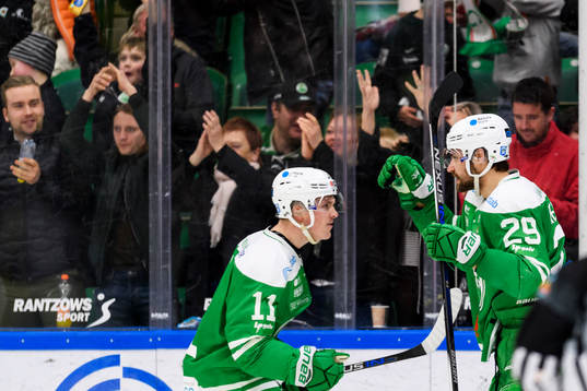Rögles Bryan Lerg och Ludvig Rensfeldt jublar