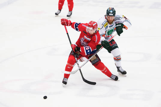 Huddinges Rasmus Dahlberg-Karlsson och Kristianstads