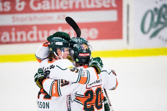Kristianstads Joel Persson jublar