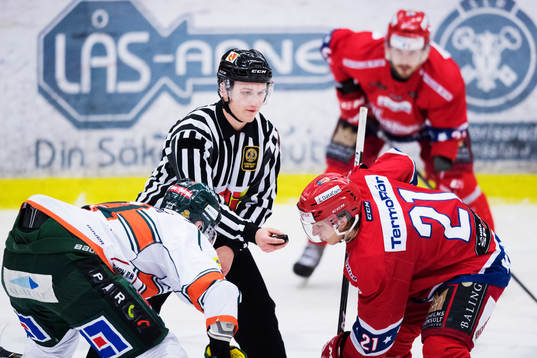 Domare Christian Billing i en tekning mellan Kristianstads