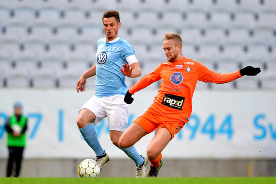 Malmö FFs Markus Rosenberg och Eskilstunas Alexander