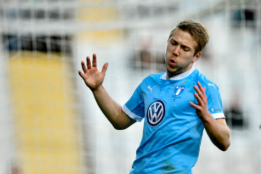 Malmö FFs Anton Tinnerholm deppar