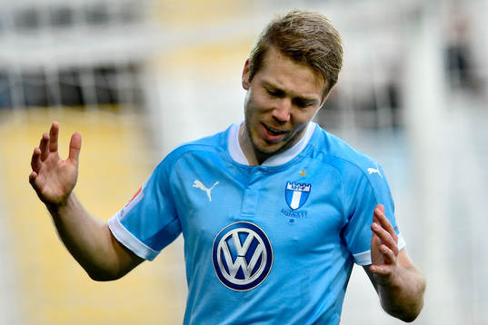Malmö FFs Anton Tinnerholm deppar