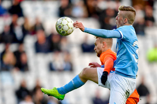 Eskilstunas Alexander Michell och Malmö FFs Teddy Bergqvist