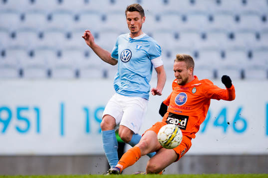 Malmö FFs Markus Rosenberg och Eskilstunas Alexander